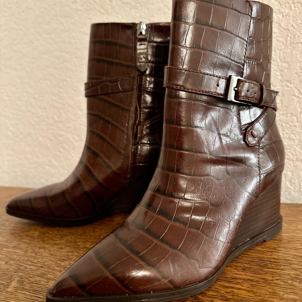 Franco Sarto- Wedge Ankle Bootie